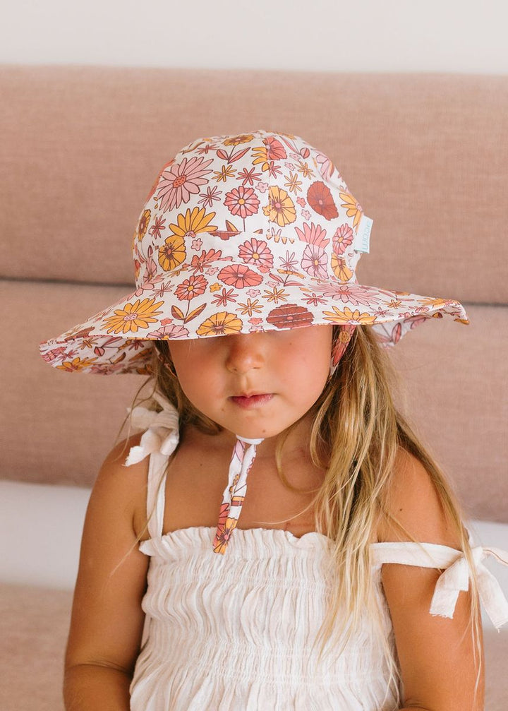 Hat | Wide Brim - Retro Blooms