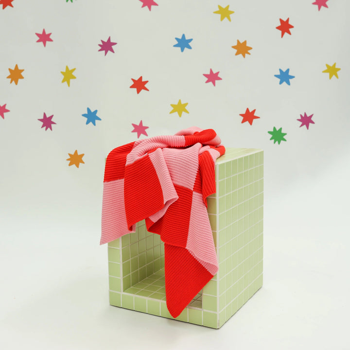 Sunday Blanket | Pink + Red