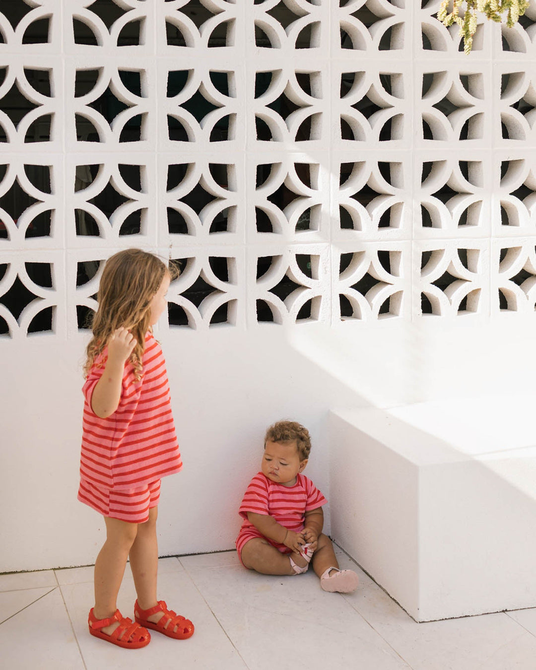 Frankie Sandal - Red