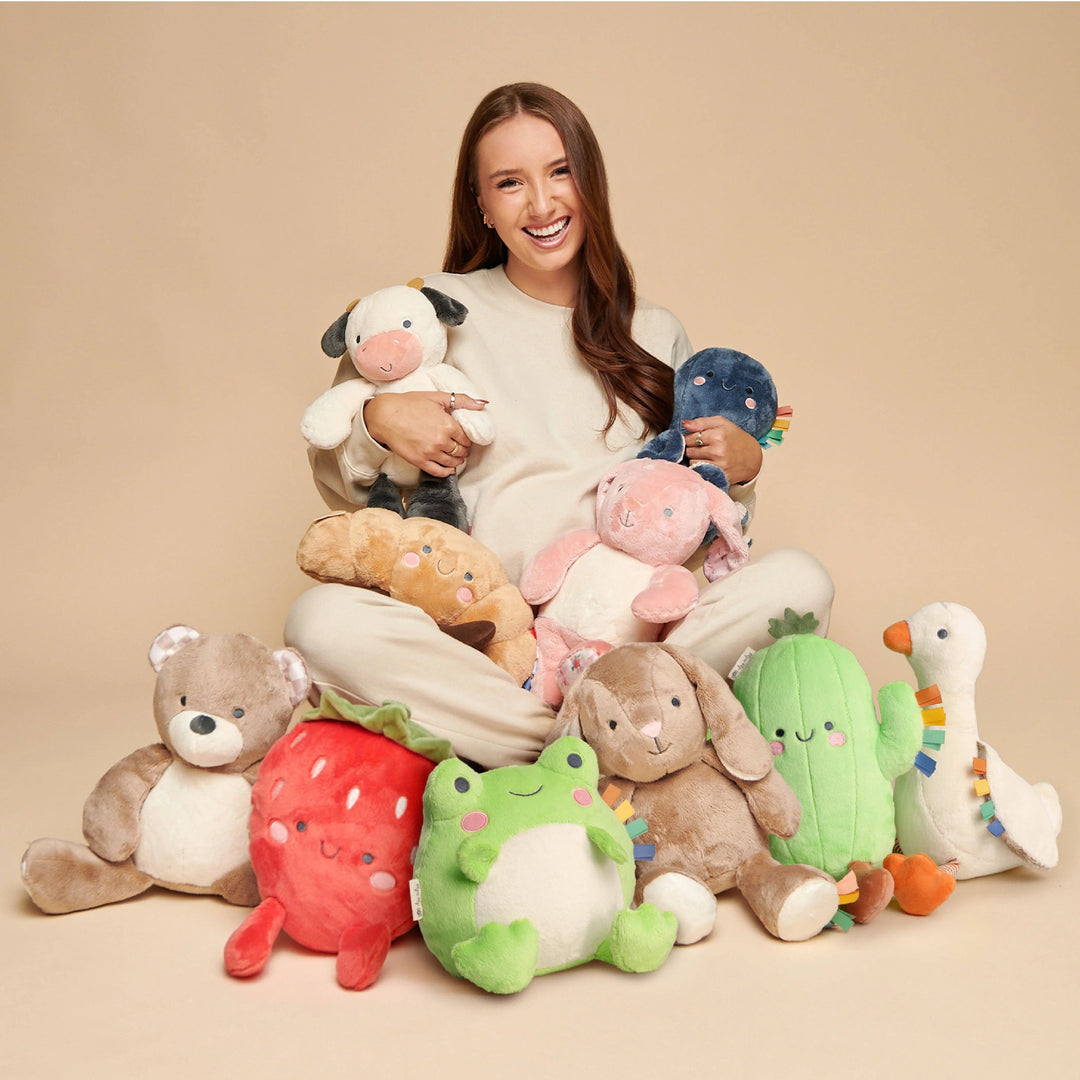 Sweetie Snuggles™ | Carmen the Cow