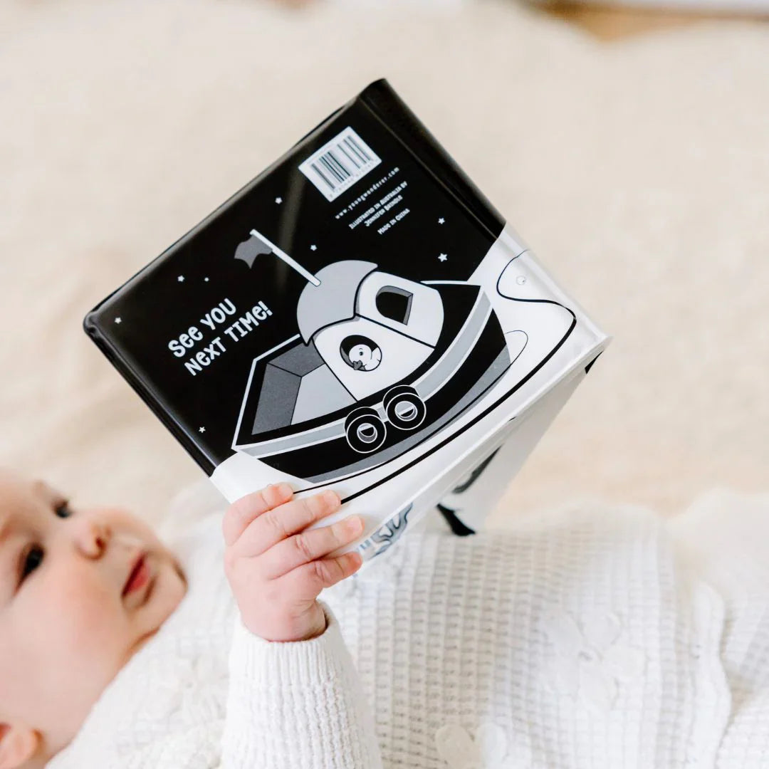 Black and White Bath Book | Duckie Goes On An Adventure