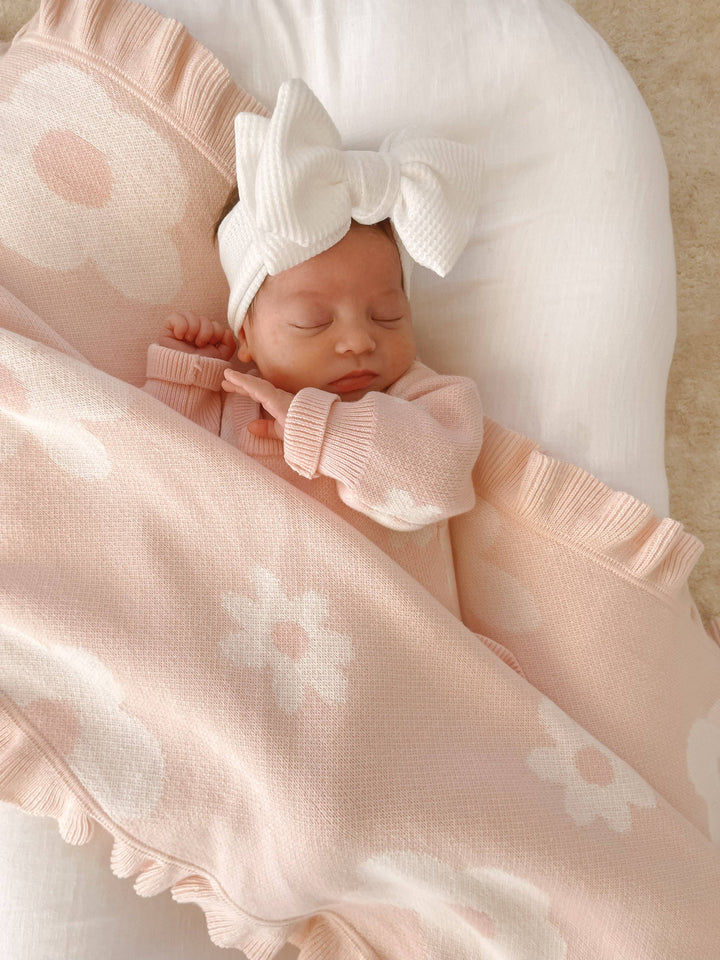 Flora Frill Blanket | Pink