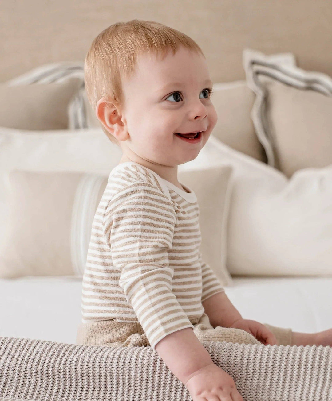 Organic Cotton Long Sleeve Bodysuit - Oat Stripes