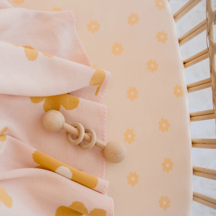 Bassinet | Fitted Sheet/Change Pad Cover | Organic - Daisy Chain