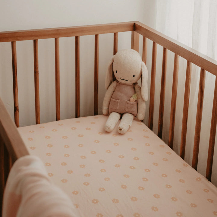 Cot | Fitted Sheet/Change Pad Cover | Organic - Daisy Chain