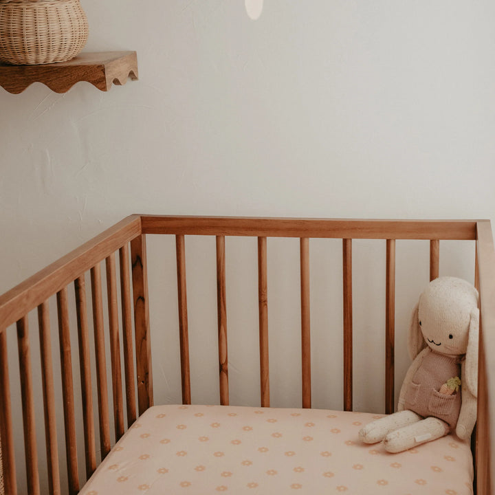 Cot | Fitted Sheet/Change Pad Cover | Organic - Daisy Chain