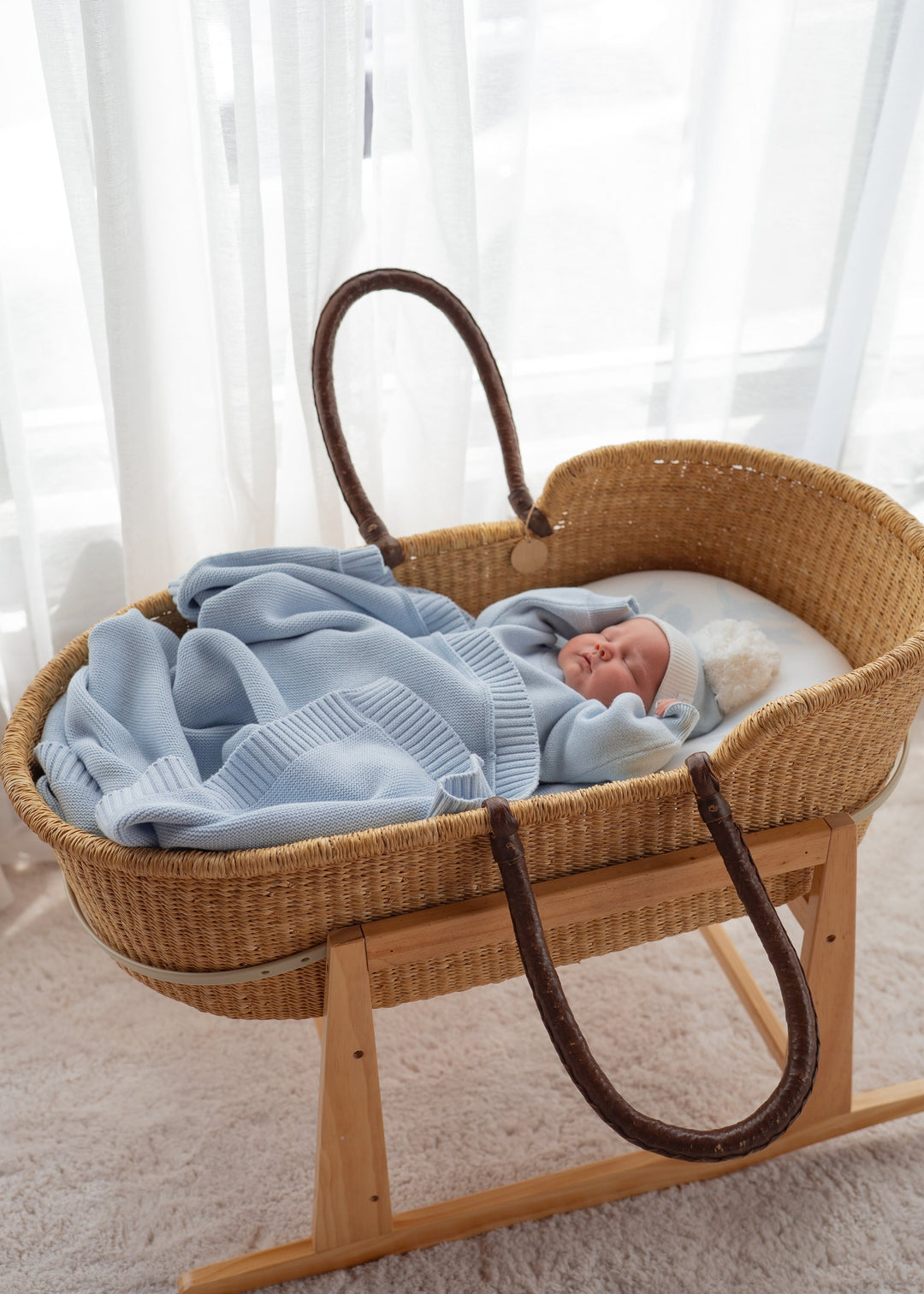 Heirloom Border Knit Blanket | Sky Blue