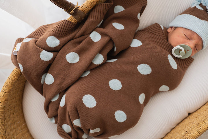 Knit Blanket | Choc Blue Polka