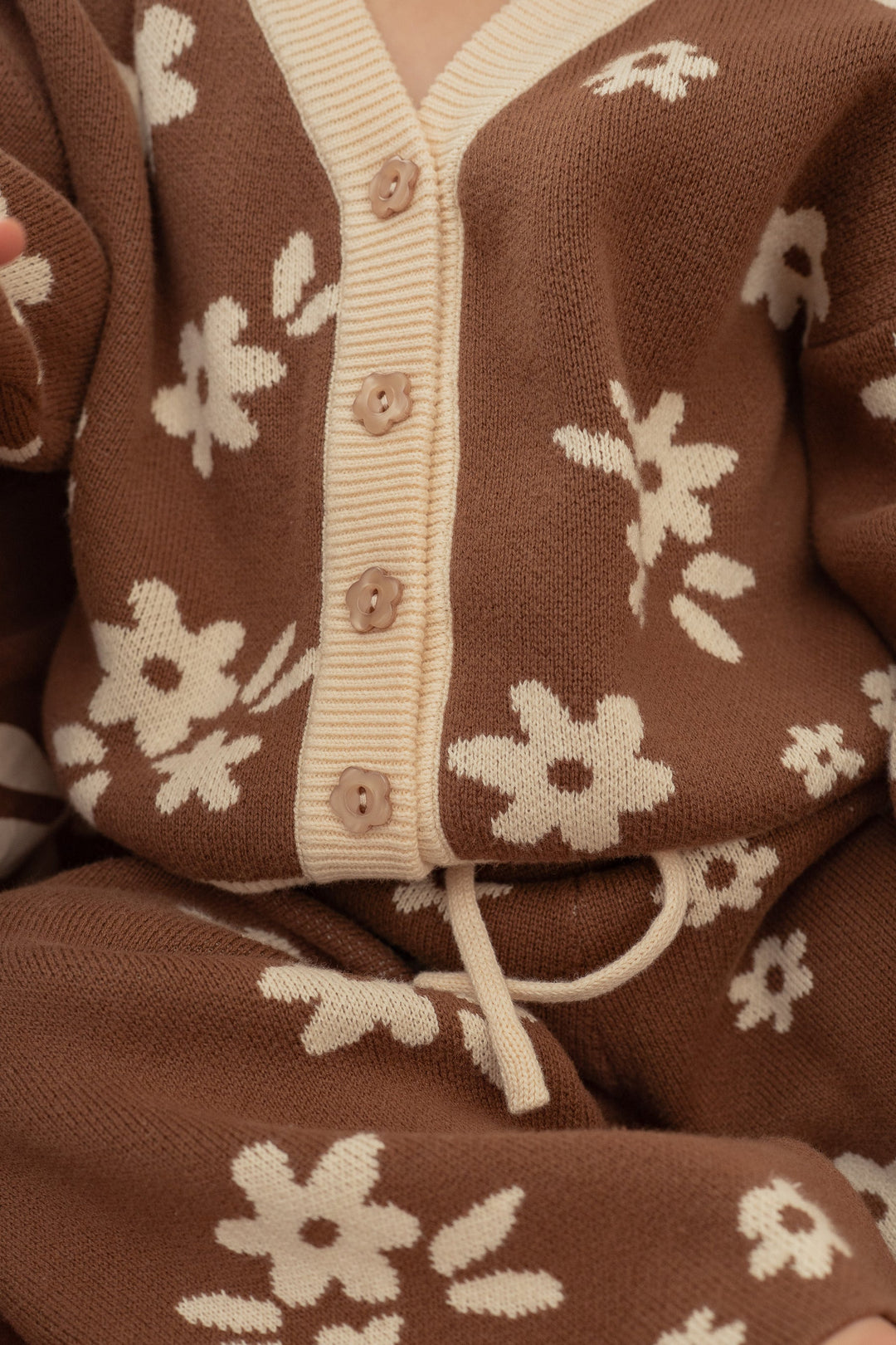 Knitted Cardigan | Daisy Floral Chocolate