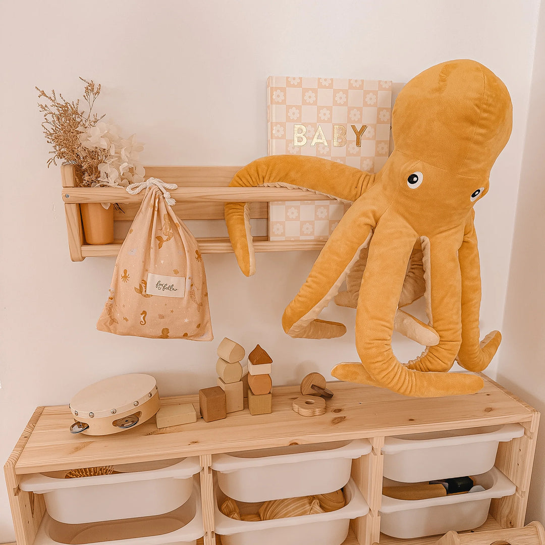 Baby Book | Daisy Grid