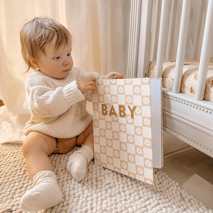 Baby Book | Daisy Grid