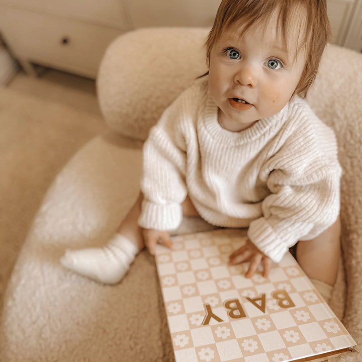 Baby Book | Daisy Grid