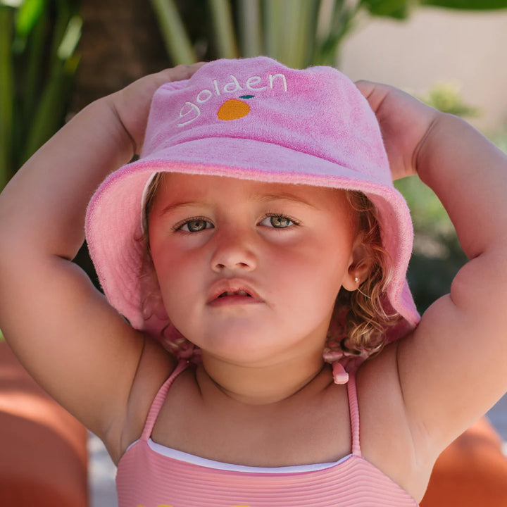 Bucket Hat | Retro Ciao Golden Pesci - Strawberry