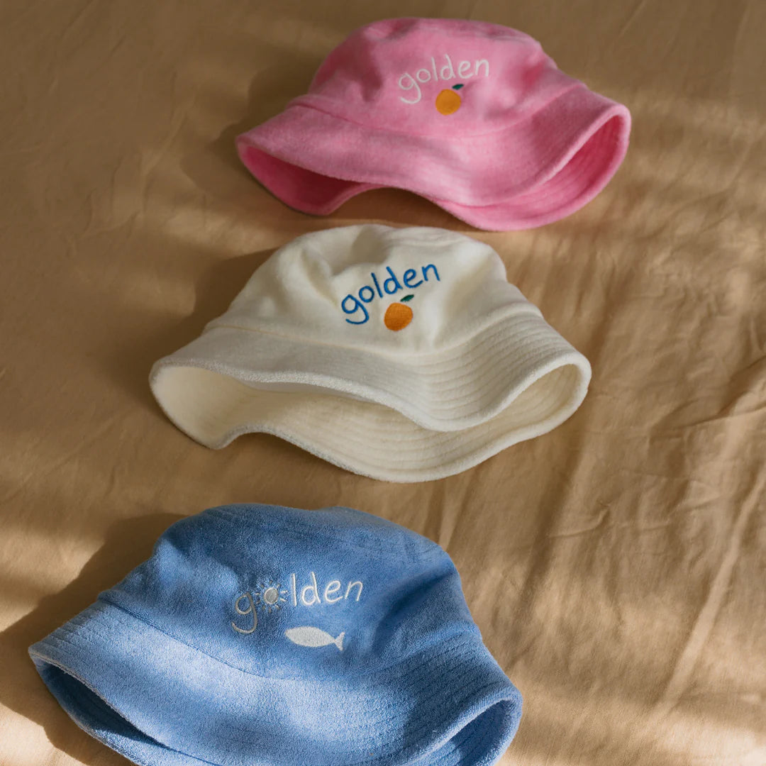 Bucket Hat | Retro Ciao Golden Pesci - Strawberry