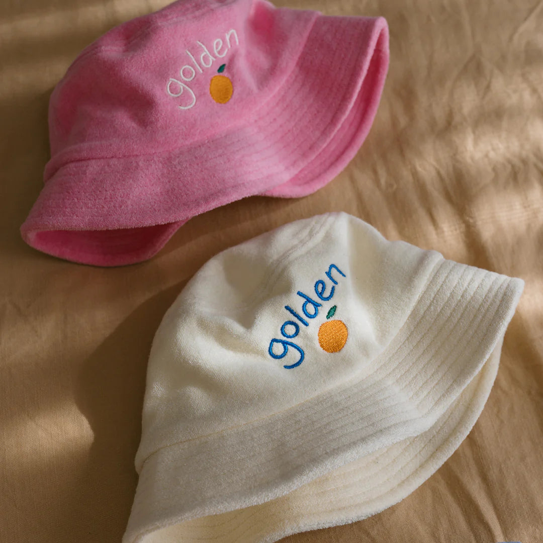 Bucket Hat | Retro Ciao Golden Pesci - Strawberry