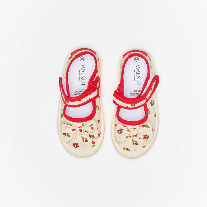 Mary Jane | Bow Canvas - Stawberries & Cream