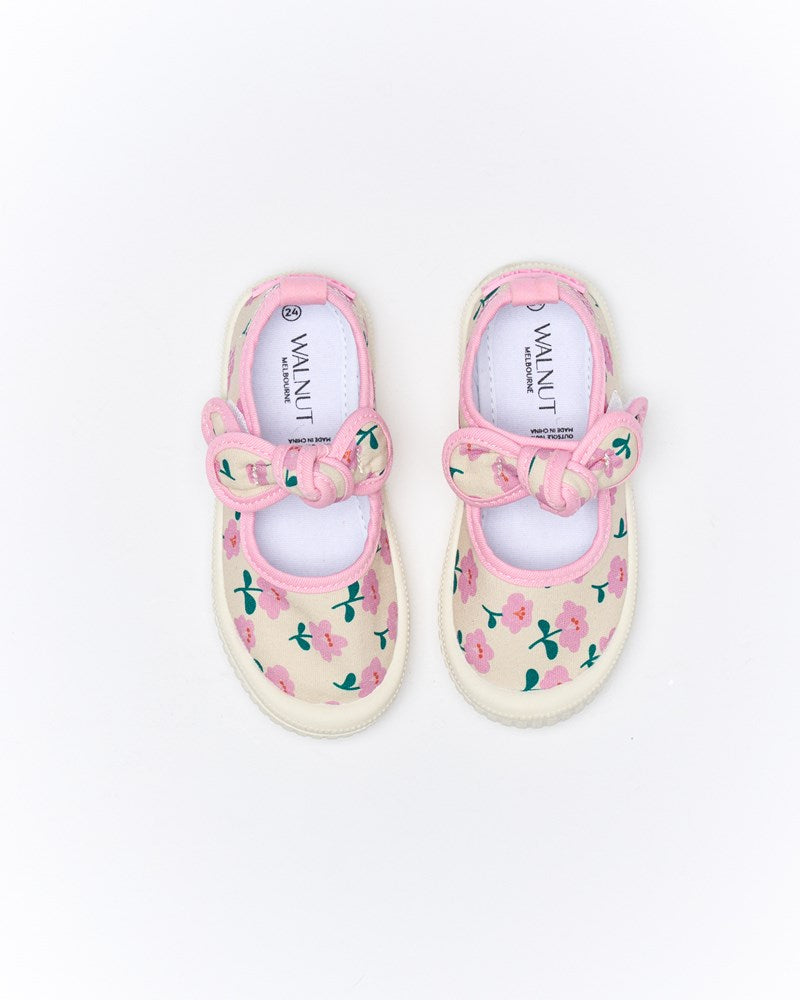 Millie Canvas - Poppies