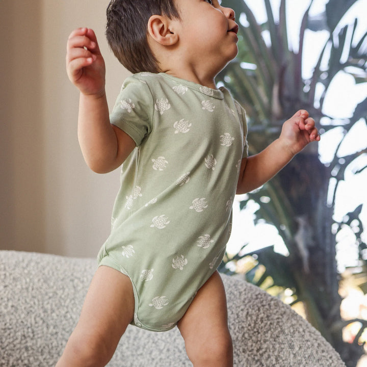 Comfy Short Sleeve Bodysuit - Turtle
