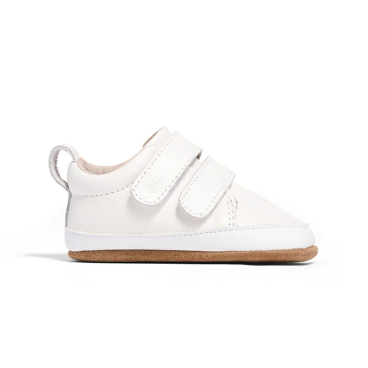 Scout - White