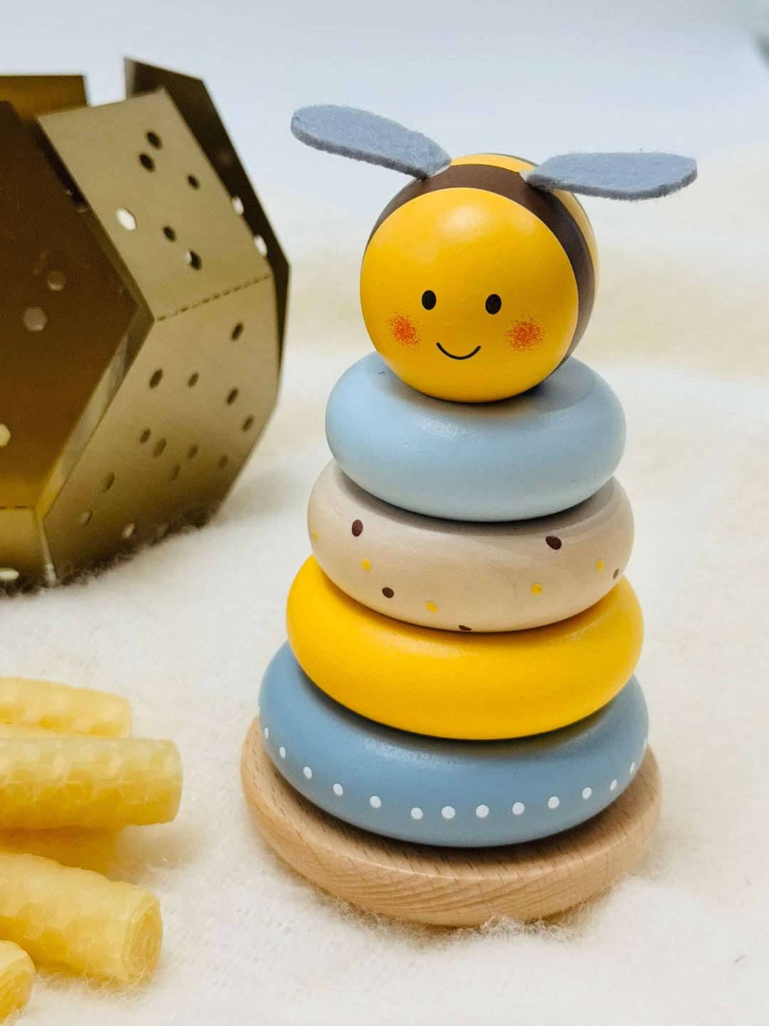 Wooden Stacker | Bee