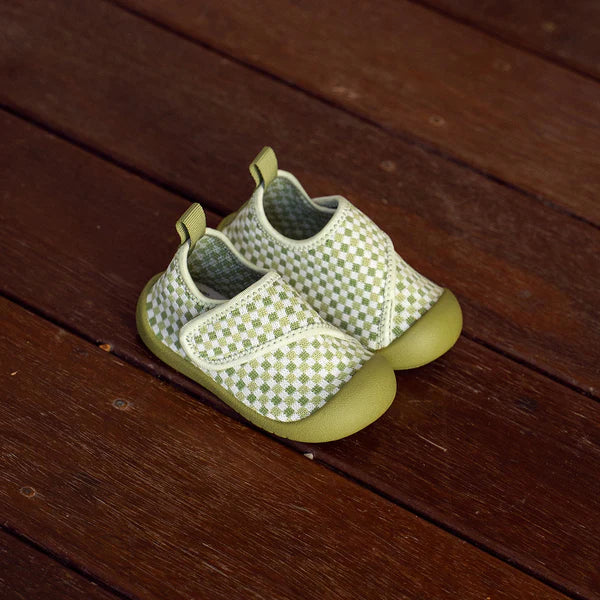 Shoes | Duckies Velcro - Apple Checker