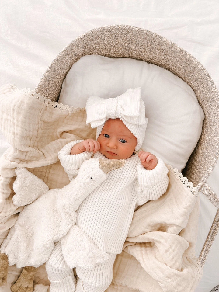 Ribbed Knit Oversized Bow - White