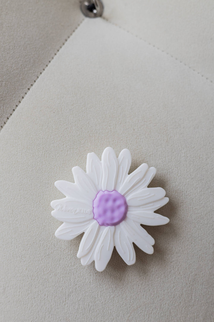 Teether | Silicone - Milk Daisy / Lilac Centre