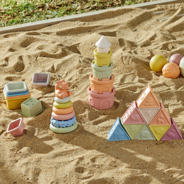 Eco-Friendly Castle Stacker